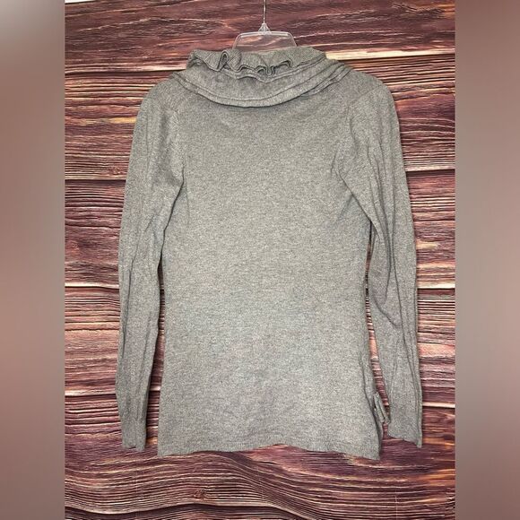 Romero & Juliet Couture Gray Sweater. Size X-Small. - Picture 8 of 8